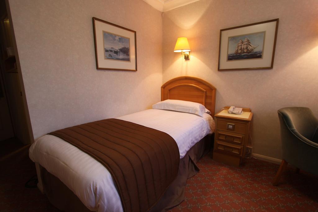 Swallow Churchgate Hotel Harlow Quarto foto