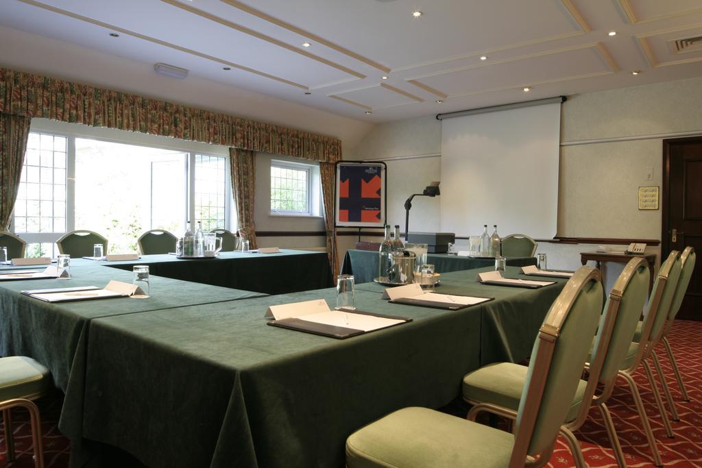 Swallow Churchgate Hotel Harlow Instalações foto
